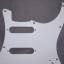 Golpeador blanco 3 capas Stratocaster
