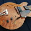 Guitarra 335 personalizada