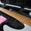 Charvel Pro-Mod DK 24 HSS -MUY MEJORADA-