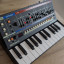 Roland Boutique JU-06A + teclado K-25M