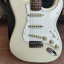 Stratocaster japonesa Edwardss, con varios extras