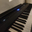 YAMAHA P525 NEGRO+soporte Yamaha L515b