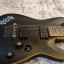 Schecter Demon 7 mejorada con Blackout.