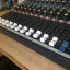 mesa de mezcla soundcraft Efx 12 con estuche