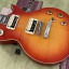 Vintage V100 Les Paul Flame Cherry Sunburst con estuche