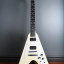 Gibson flying v 67 white