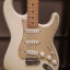 Fender Stratocaster FatStrat Modificada