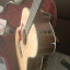 Guitarra Taylor 214e DLX para zurdos