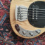 Bajo replica Music Man 5 cuerdas