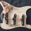 Golpeador Fender Stratocaster "Gilmour" con 7 sonidos