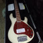 VENDO MUSICMAN STINGRAY 30TH ANIVERSARIO