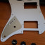 Golpeador HH y embellecedores para stratocaster
