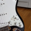 Sintetizador Roland GR-55 y Guitarra Fender Estratocaster Roland Ready