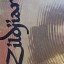 Plat Zildjian Sound Lab de 22". Un plat especial. Una mena de Crash Ride.