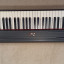 Piano/teclado Yamaha P95B