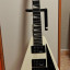 Jackson JS32 Rhoads Ivory + Maleta