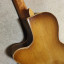 Guitarra archtop luthier español años 50
