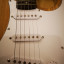 IMITACIÓN de Fender Stratocaster de madera de Pawlonia (Kit UK)
