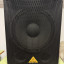 Vendo Subwoofer Behringer B1500D Pro Activo