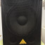 Vendo Subwoofer Behringer B1500D Pro Activo