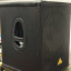 Vendo Subwoofer Behringer B1500D Pro Activo