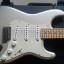 Vendo Fender Stratocaster American Standard