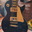 Gibson les paul classic an̈o 2008 con su estuche.