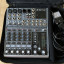 Mixer Mackie 802 VLZ3 con su funda de transporte