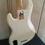Jazz Bass American Deluxe V Olympic White