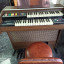organo Jen - con mueble de dos teclados.