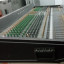 Mesa mezclas consola Yamaha PM1800 hasta 32 canales operativos + canales recambio