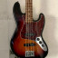 Bajo Fender Jazz Bass americano Sunburst 2015 impecable.