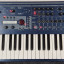 Waldorf Q teclado azul, 32 voices