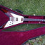 Gibson Custom Shop '67 Flying V Maestro Vibrola (Tobacco sunburst)