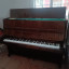 Piano vertical marca Cherny