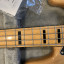 Bajo Squier Jazz Bass CV 70