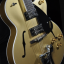 Gretsch G2420T Gold Streamliner  por guitarra les paul