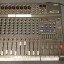 Mesa de mezclas Yamaha MX12/4