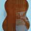 Guitarra clásica española electrificada