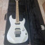 CHARVEL SAN DIMAS  estado impecable  MALETA INCLUIDA