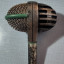 AKG D 112 micrófono bombo