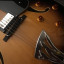 Guitarra jazz Washburn J3 con estuche