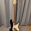 Bajo Fender Precision Squier