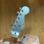 Squier by Fender Stratocaster 60’s Edición Limitada matching headstock