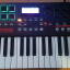 Teclado/Controlador MIDI Akai MPK225 (Casi nuevo)