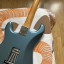 Squier by Fender Stratocaster 60’s Edición Limitada matching headstock