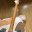 Squier by Fender Stratocaster 60’s Edición Limitada matching headstock