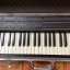 Teclado maestro Roland A-33 en perfecto estado, incluye flightcase.