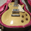 Guitarra Vintage V100 pastillas Gibson