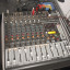 BEHRINGER QX1222USB XENYX Mezclador de 12 canales + BEHRINGER ULM202 USB Micrófono Inalambrico Doble Wireless